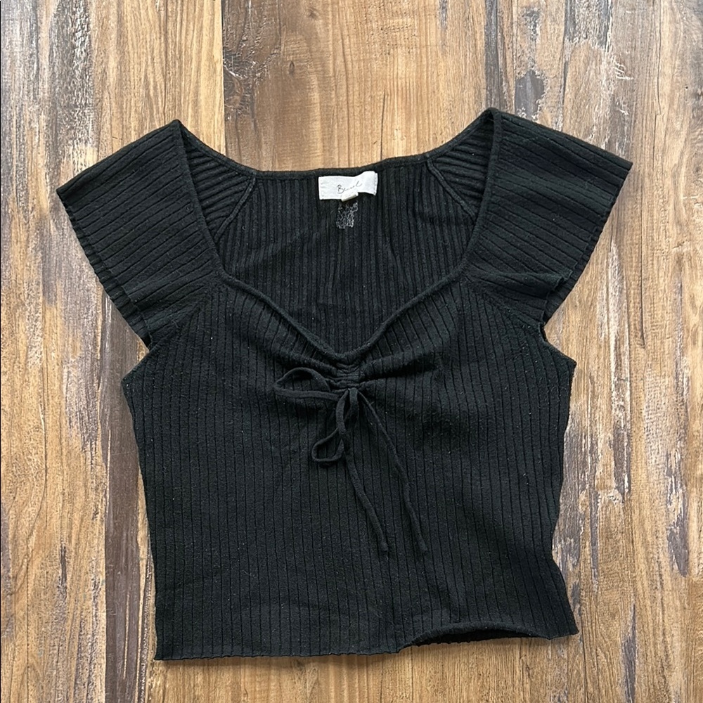 Black Cap Sleeve Ribbed Crop Tank